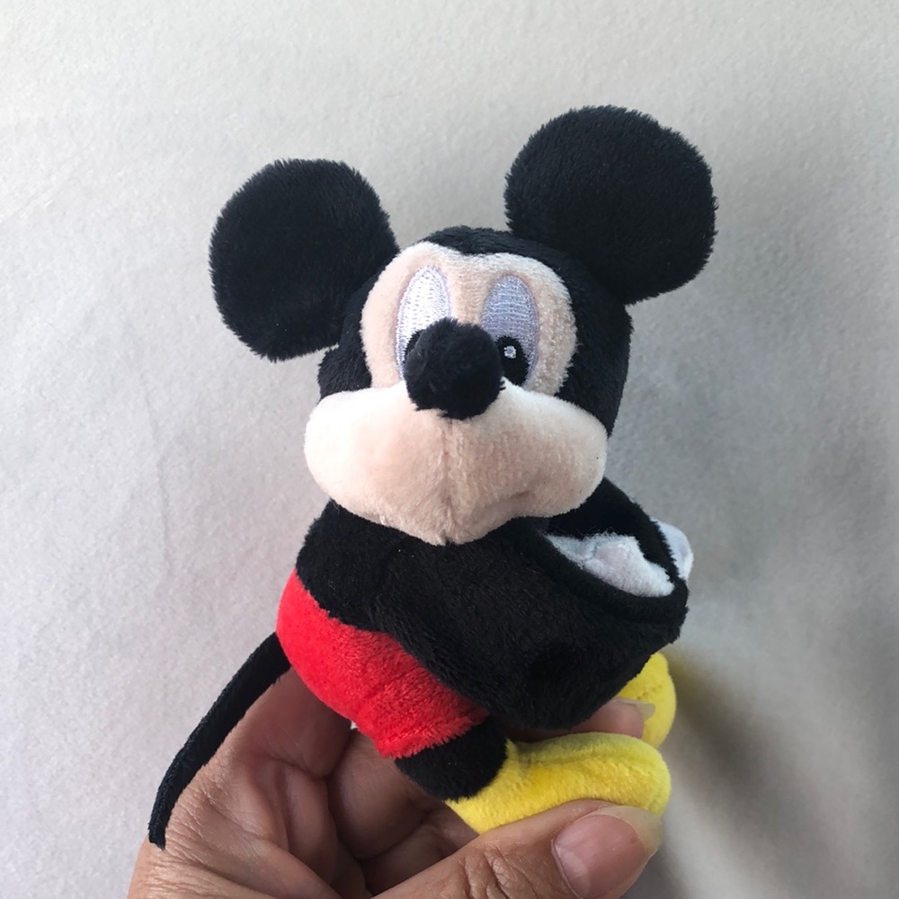 Mickey Mouse steering wheel buddy